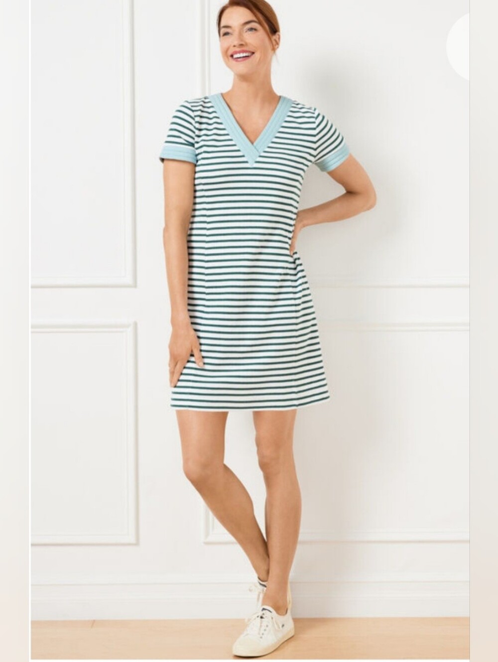 Talbots Contrast Trim V-Neck T-Shirt Dress Size Medium Floor Sample